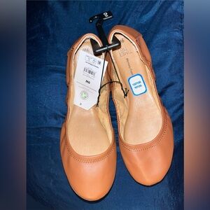 Time and Tru Women's Brown Ballet Flats